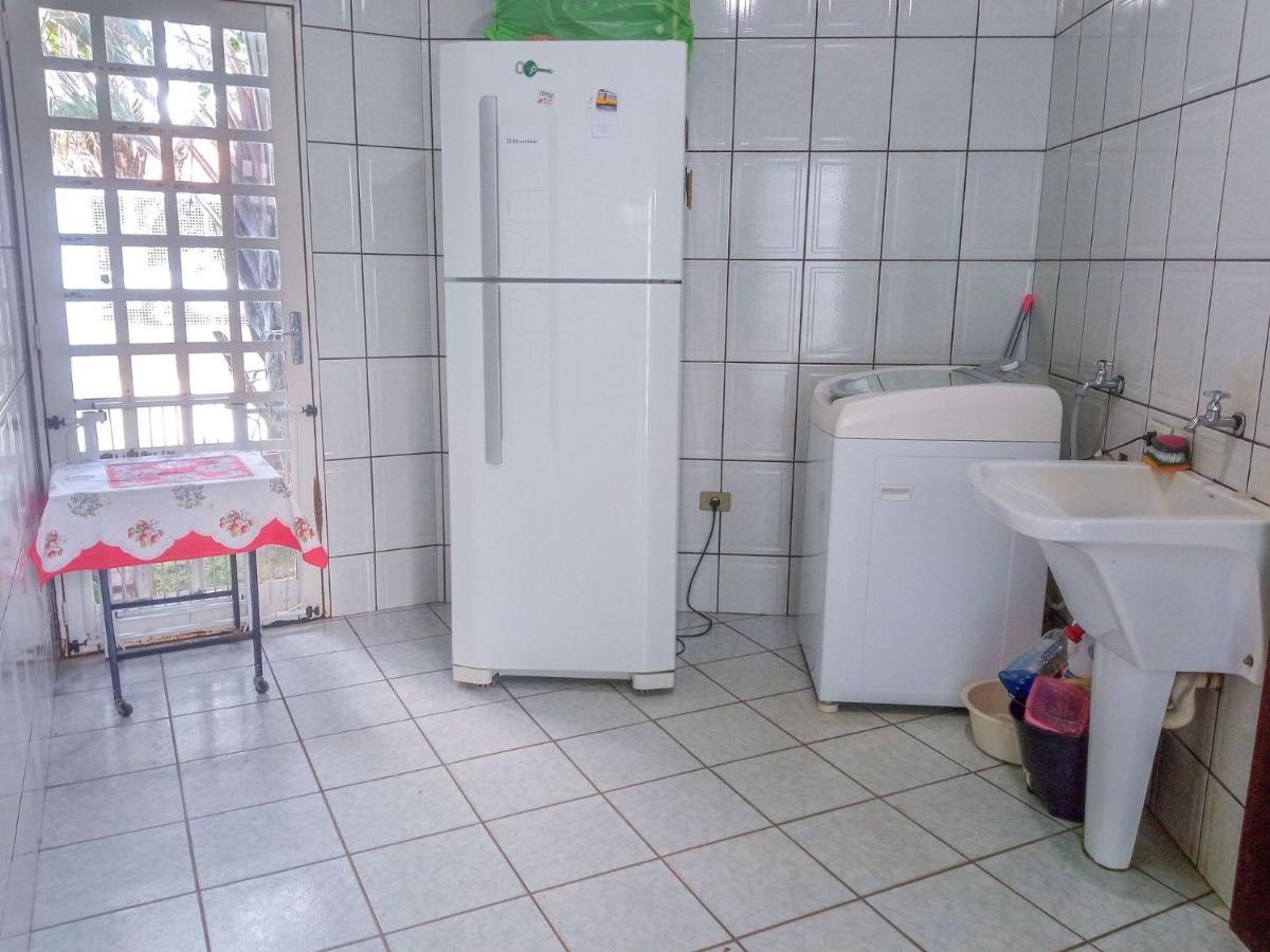 Casa Azul Antares 3 Quartos - Pet Friendly Londrina Eksteriør billede